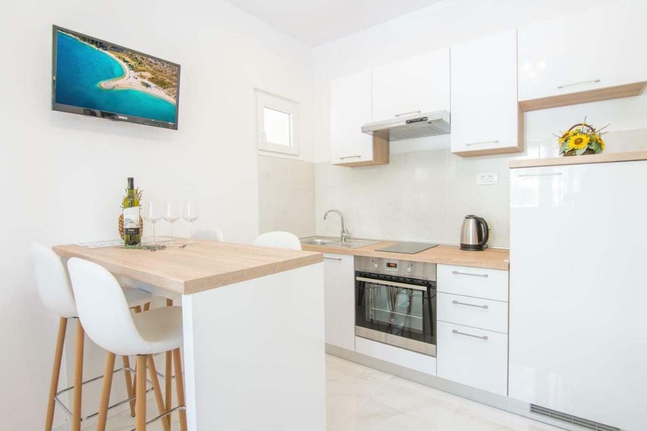Apartment Holiday Makarska Zewnętrze zdjęcie